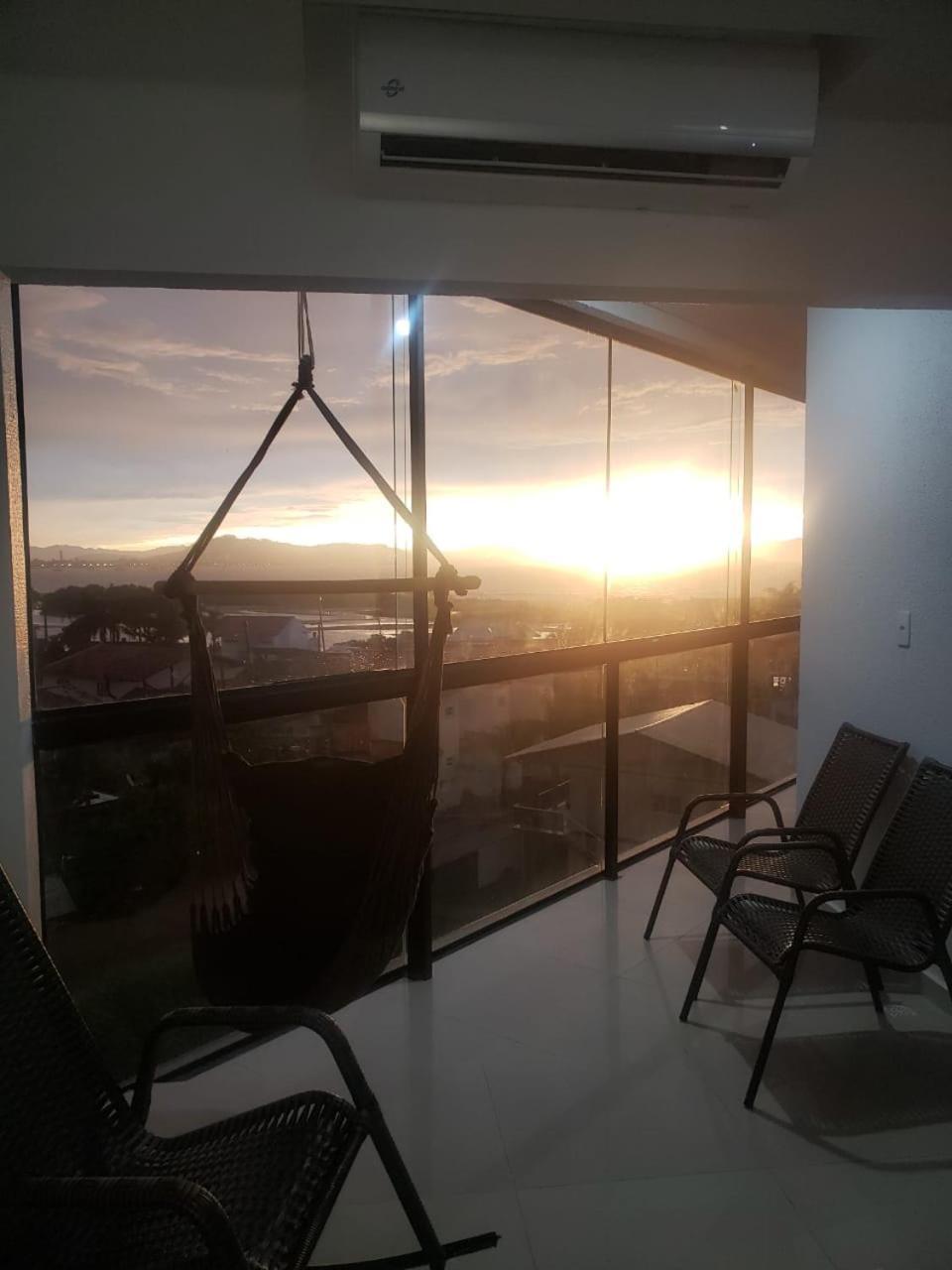 Ap Amplo Com Vista Para Mar Com 3 Suites Florianópolis Buitenkant foto