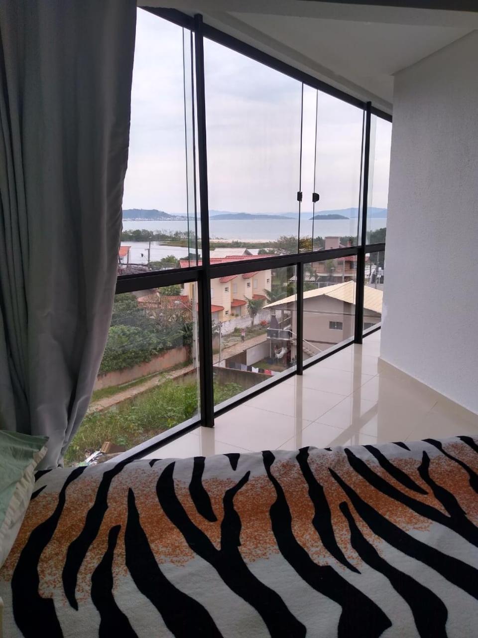 Ap Amplo Com Vista Para Mar Com 3 Suites Florianópolis Buitenkant foto